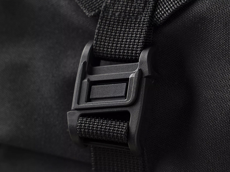 マグネットバックル