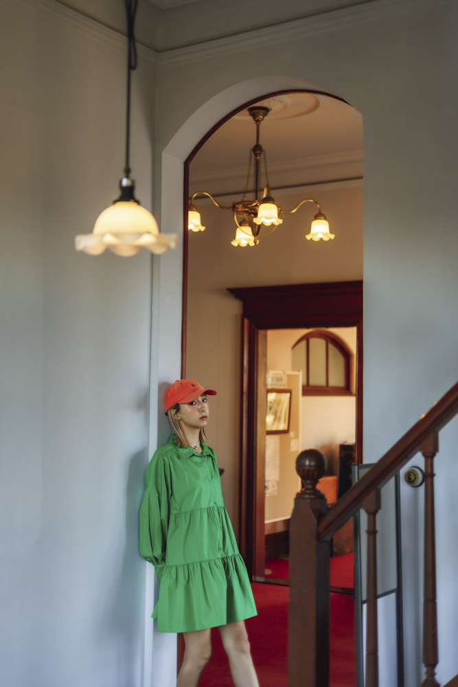 自然光の少ない場所でもピントが正確で、ノイズも少なくきれいに描写されている。EOS R6 Mark IIの描写力は暗い場所でも発揮される<br><span class="fnt-85">RF50mm F1.8 STM／絞り優先AE（F1.8、1/200秒、 +0.7EV）／ISO 400／WB: 太陽光</span>