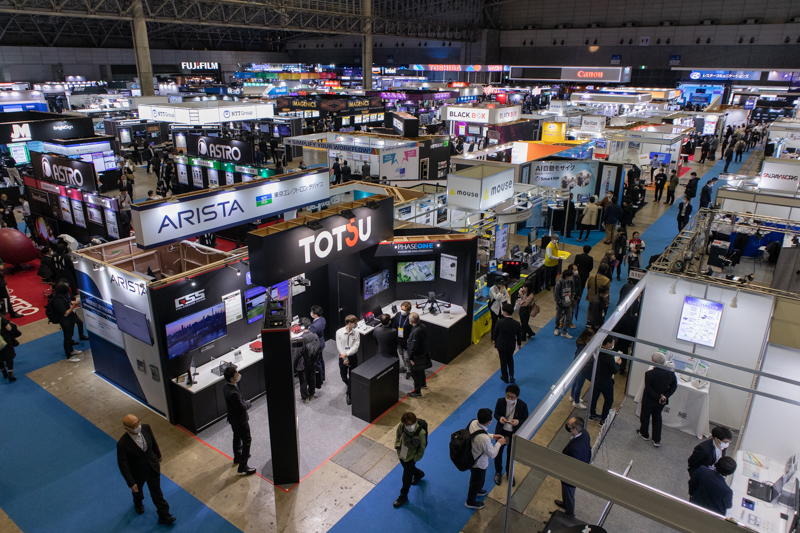 会場の様子。多くの来場者で賑わっていた