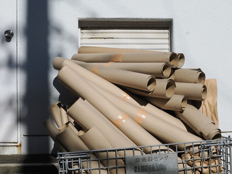 最近は標準画角のレンズを見直しています。自分がトシ食ったということもあるのですが、素直にものを見ようという精神です。階調が綺麗ですね。<br>OM-1　PROMINAR 25mm F1.8（F8・1/1,250秒）ISO 200