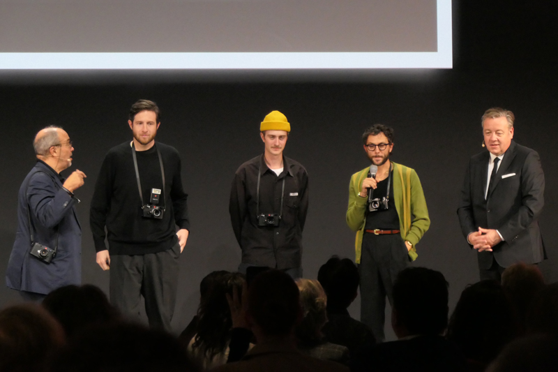 一番左がアンドレアス・カウフマン氏（ライカカメラ社主）、一番右がステファン・ダニエル氏（ライカカメラ社 上級副社長 技術・オペレーション担当）。ライカM6のWebサイトにストーリーが掲載されているJohn Sypal氏、Paul Hepper氏、Joe Greer氏（中央左から）も登壇した