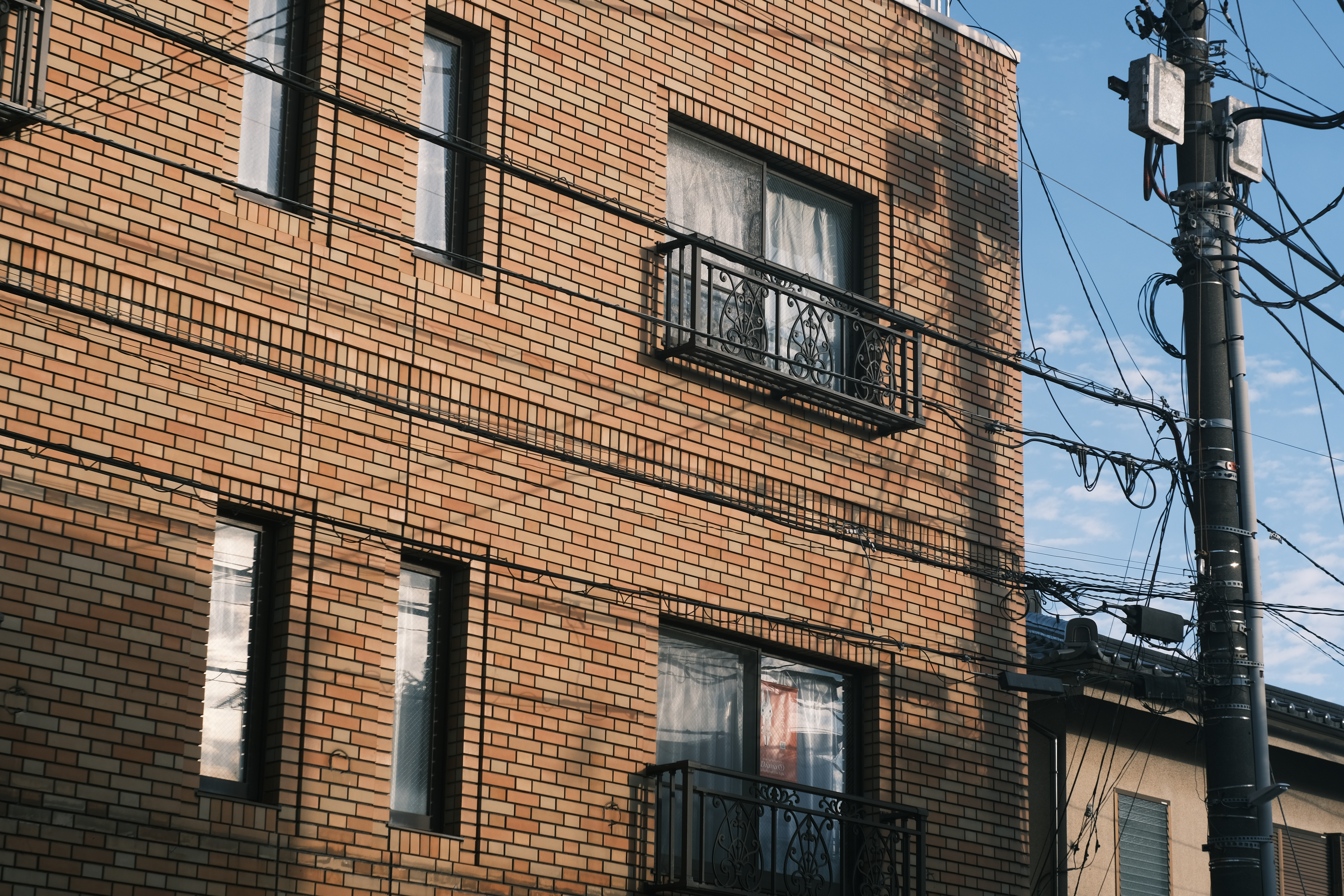 X-E4　ライカ ズマリット f1.5/50mm（F8・1/350秒）ISO 160