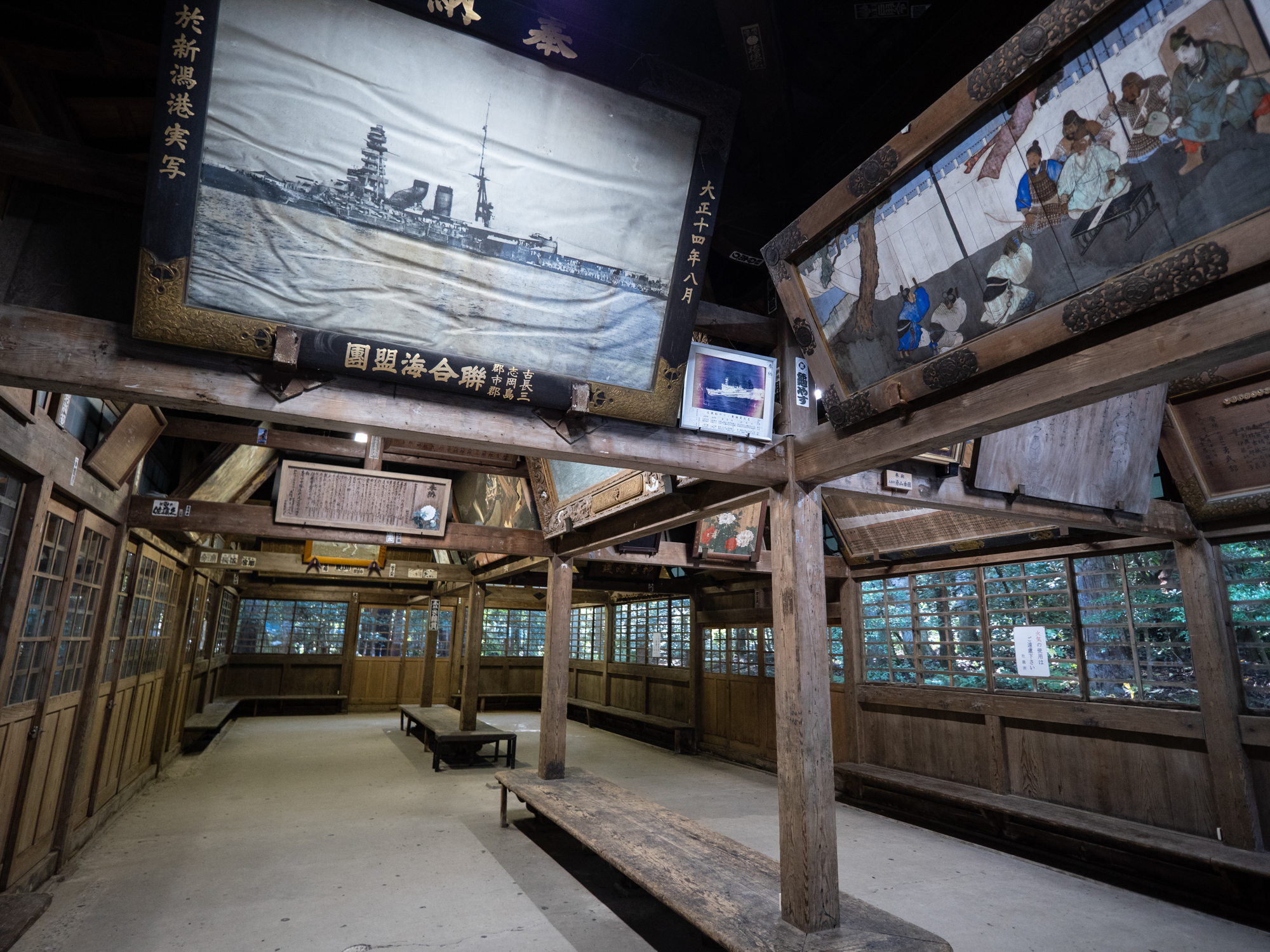 LUMIX G100 LEICA DG SUMMILUX 9mm / F1.7 ASPH. 絞り優先AE（F1.7・1/60秒・±0EV）ISO 800