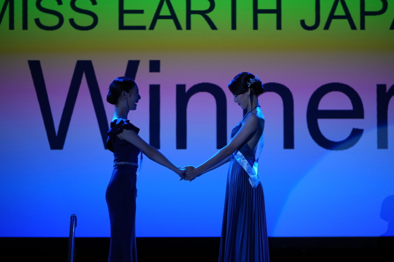 ミスが決まる瞬間、このとき私は審査員席に座っているので正面から撮影はできませんが、マッハ君（アシスタント）が記録として撮ってくれています