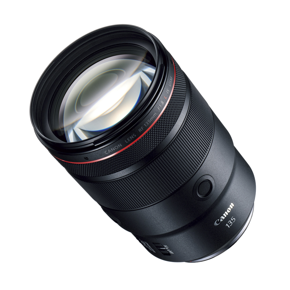 RF135mm F1.8 L IS USM<br><span class="fnt-85">33万8,800円</span>