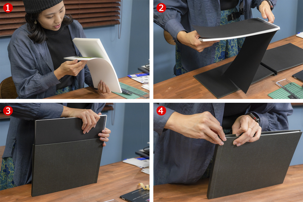 「かんたん手づくりブック」の作業手順。①プリントを束ねてページを確認。②付属の中とじカバーにプリントを挟む。③ハードカバー表紙にスライドして挿入。④天地止めクリップを上下に差し込む