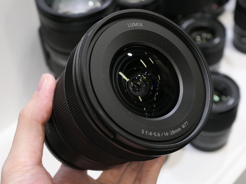 Panasonic (パナソニック) LUMIX 14-28mm F4-5.6 カメラレンズ LUMIX S 14-28mm F4-5.6 MACRO ブラック S-R1428 [ライカ