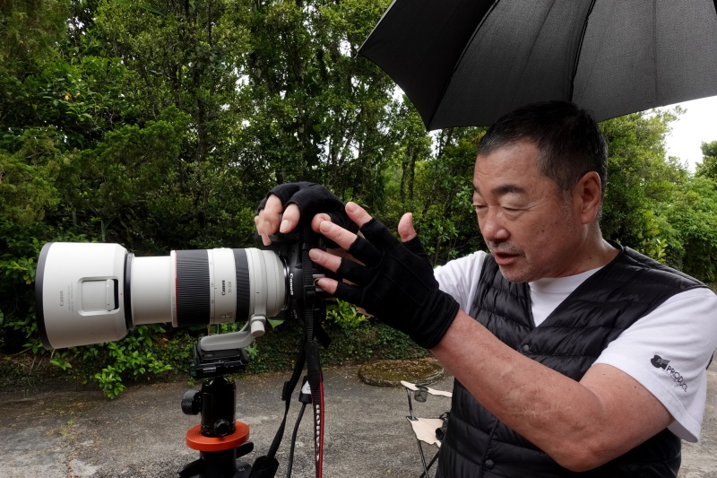 1st写真集の撮影は沖縄にて。使用機材はキヤノンEOS R5、SIGMA fp L、OLYMPUS OM-D E-M1 Mark III