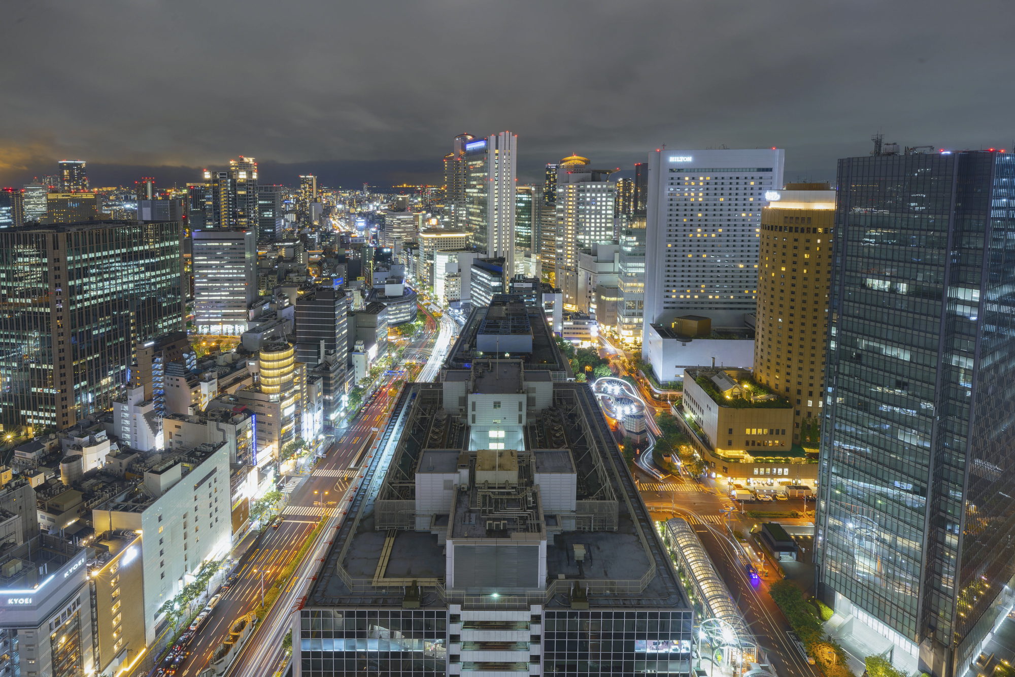 PureRAW 2を使用した都市夜景の写真