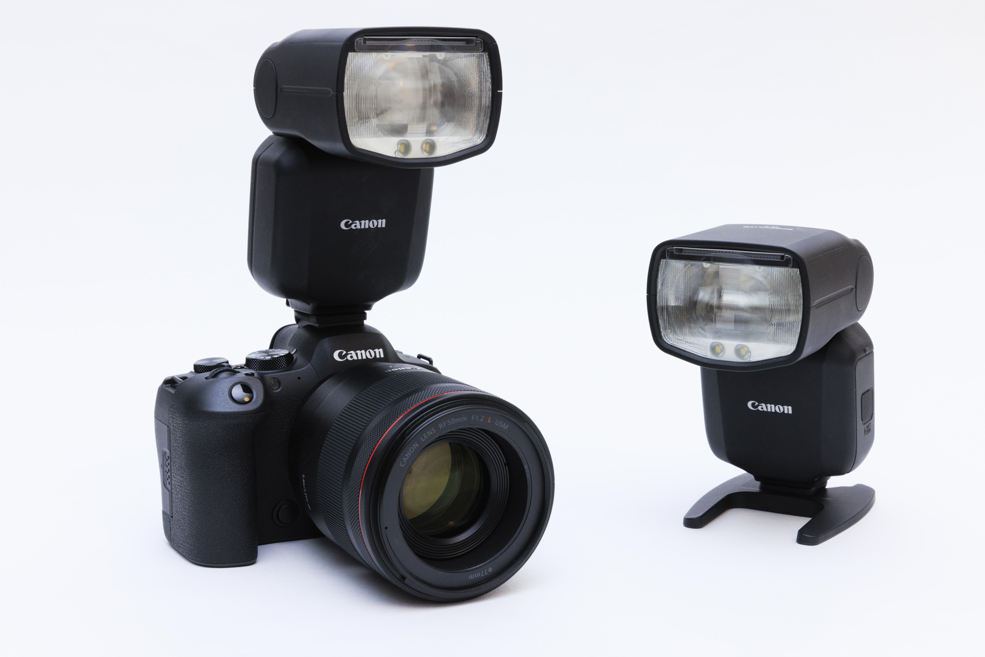 ワイヤレス発光は主にふたつのやり方がある。まずはセンダーにEL-5を使用する方法だ。カメラ本体との連動性は、この方式での接続がもっとも高い