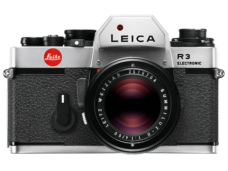ライカR3。ライツとミノルタの共同開発による一眼レフの第1弾。絞り優先AEを搭載