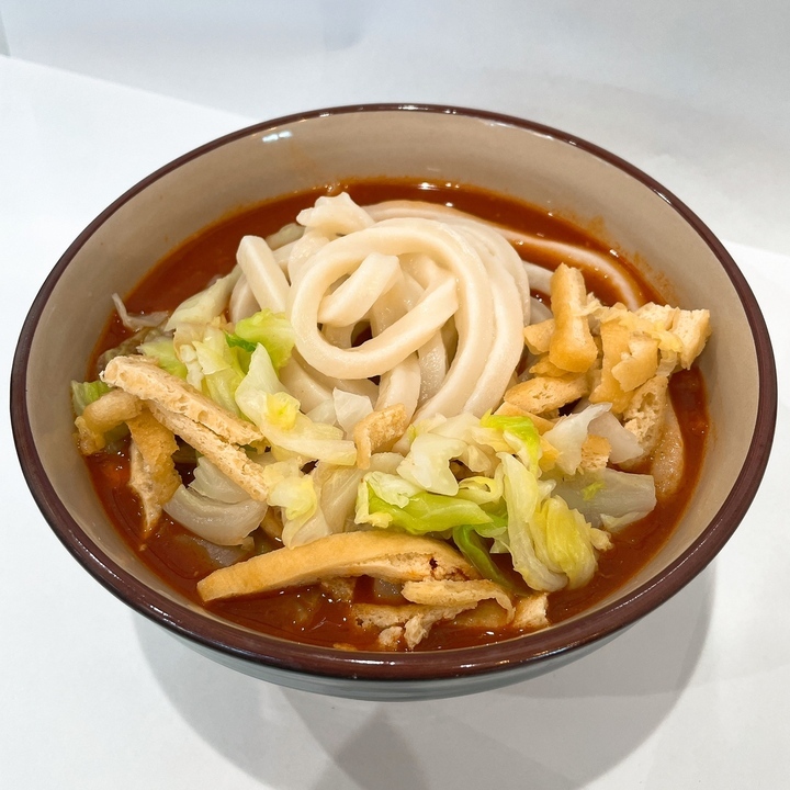 赤い富士山カレーうどん（激辛）……1,200円（税込）