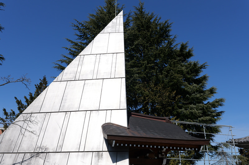 階調のつながりを見たかったので撮影したのですが、ハイライトの再現性とか嬉しくなりますねえ。このあたりにフルサイズの余裕を感じます。<br>LUMIX S5II／28-70mm F2.8 DG DN | Contemporary／マニュアル（28mm・F10・1/1,000秒）／ISO400