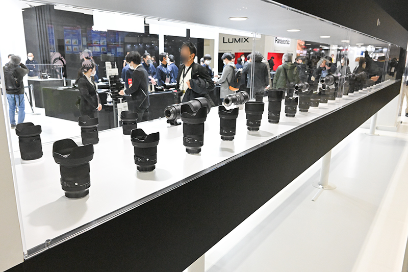 レンズ展示エリアの様子