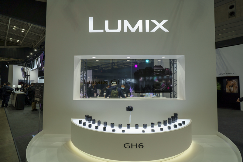 こちらは「LUMIX GH6」サイドの集合展示