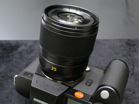 CP+2023】ライカSLの新レンズ2本、シグマブースで発見