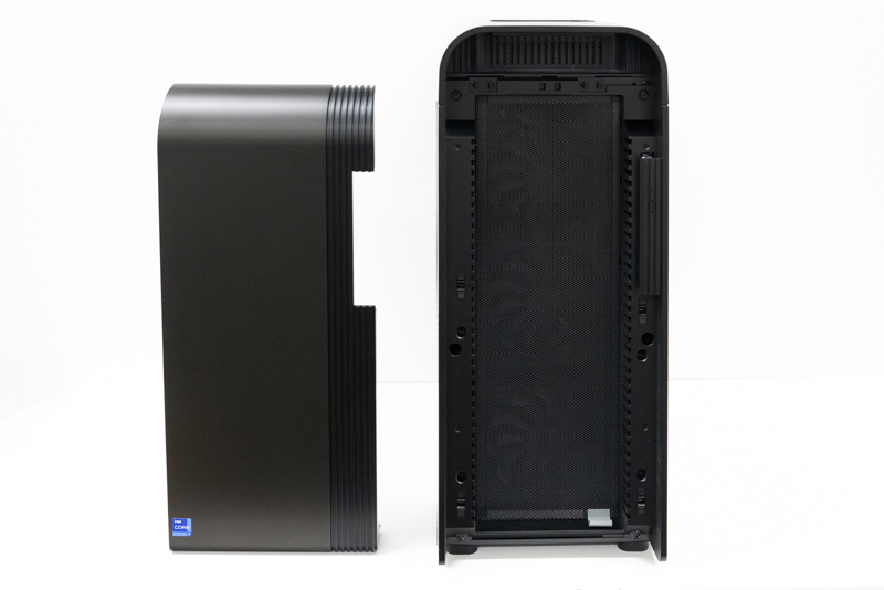 前面パネルを外したところ。マグネット脱着式のホコリ防止用フィルターも装備されている