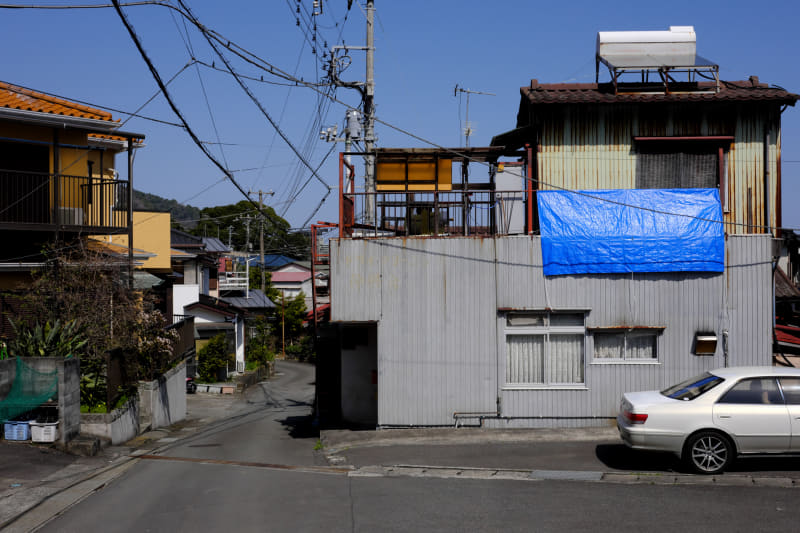 順光の風景。キリっとしまったディテール描写がいいですね。もはや35mmフルサイズのフォーマットと比較して、APS-Cがダメとかいう話は出てこないと思います。<br>X-T5／XF27mmF2.8 R WR／絞り優先オート（F8・1/1,900秒）／ISO400