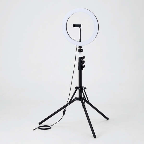 LEDリングライト ロング三脚付き