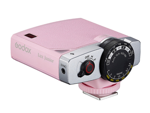 レトロデザインのストロボ「Godox Lux」にカラーバリエーション