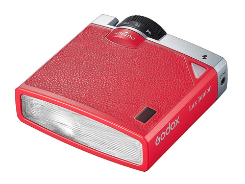 レトロデザインのストロボ「Godox Lux」にカラーバリエーション