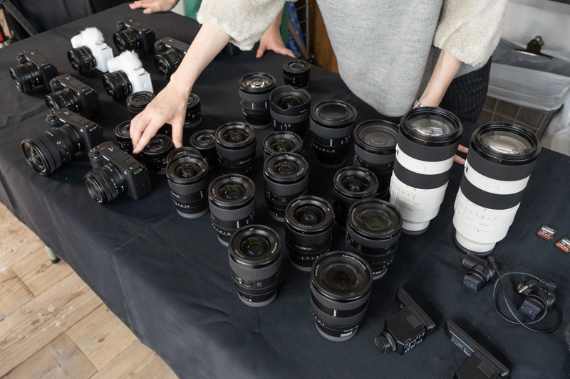 ZV-E1のほか、各種レンズや外付けマイクなども用意された