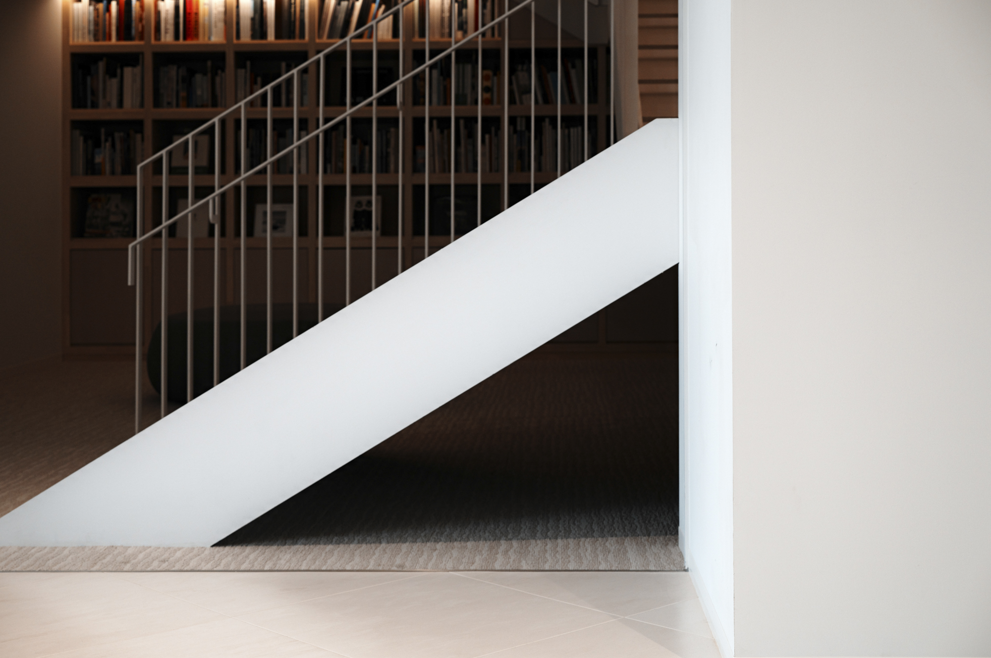 SIGMA 50mm F1.4 DG DN | Art／マニュアル露出（1/200秒・F5.6）／ISO 640／WB: オート／カラーモード: テールアンドオレンジ