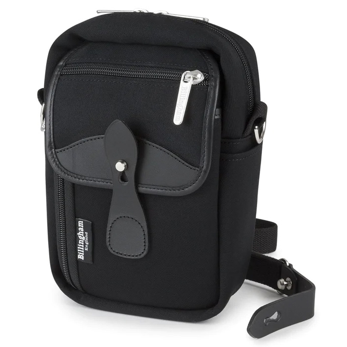 ブラックキャンバス × ブラックレザー