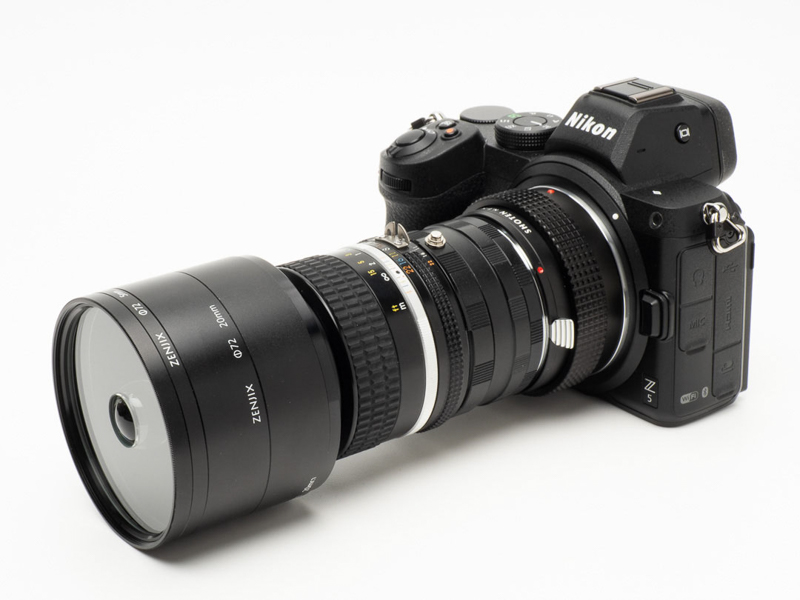 上の写真を撮影した機材。ニコン Z 5、Ai-S Nikkor 35mm F2、SHOTEN NF-NZ、Fマウント接写リング、ZENJIX 宙玉レンズボール、宙玉エクステンションチューブ