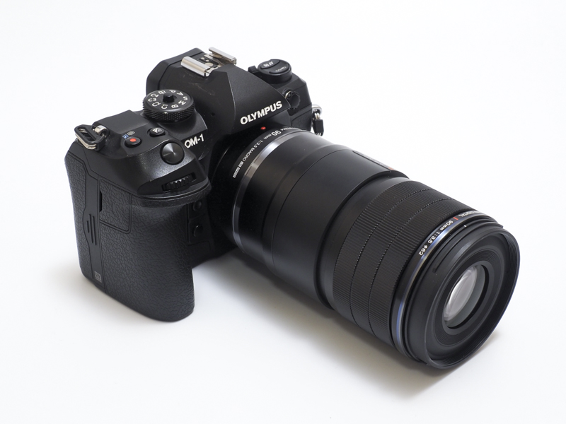 装着ボディはOM SYSTEM OM-1