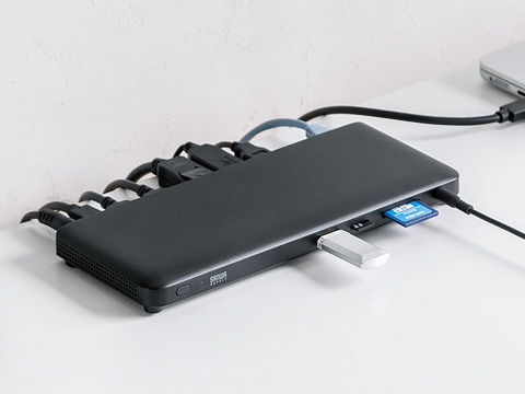 USB Type-Cケーブル1本で最大3台のディスプレイに出力できるドッキング