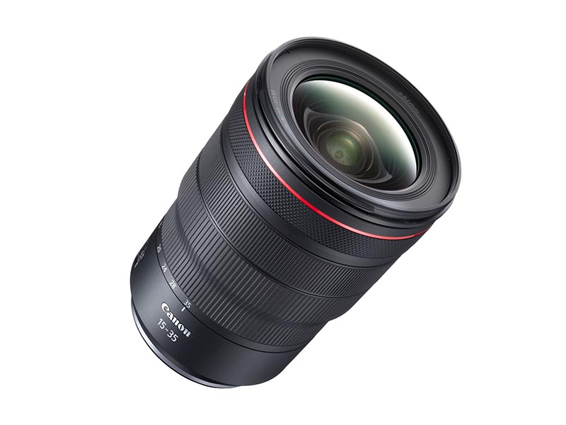 <b>◆キヤノンオンラインショップ参考価格</b><br>34万6,500円（税込）<br>　<br><b>◆SPECIFICATION</b><br>レンズ構成：12群16枚<br>絞り羽根枚数：9枚<br>最小絞り：F22<br>最短撮影距離：0.28m<br>最大撮影倍率：0.21倍（35mm時）<br>フィルター径：φ82mm<br>外形寸法（最大径×全長）：約φ88.5×126.8mm<br>質量：約840g