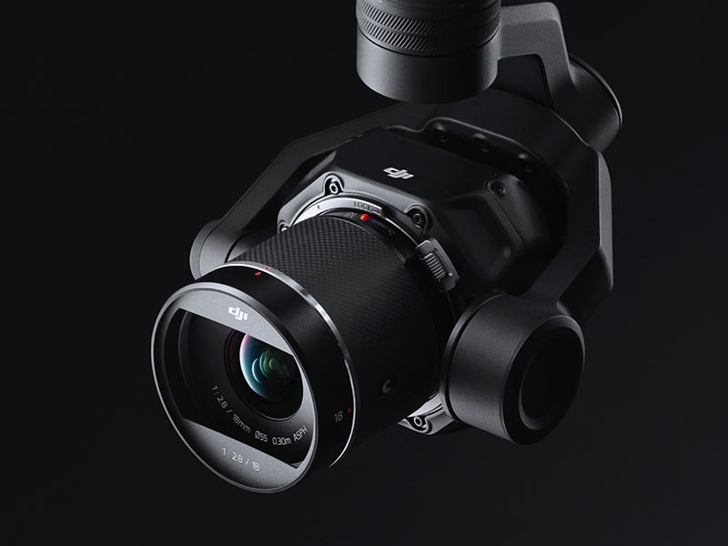 Zenmuse X9-8K Air ジンバルカメラ（レンズ装着時）