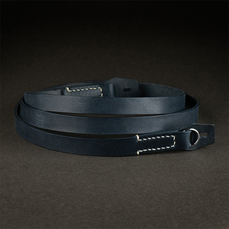 ミッドナイトブルー