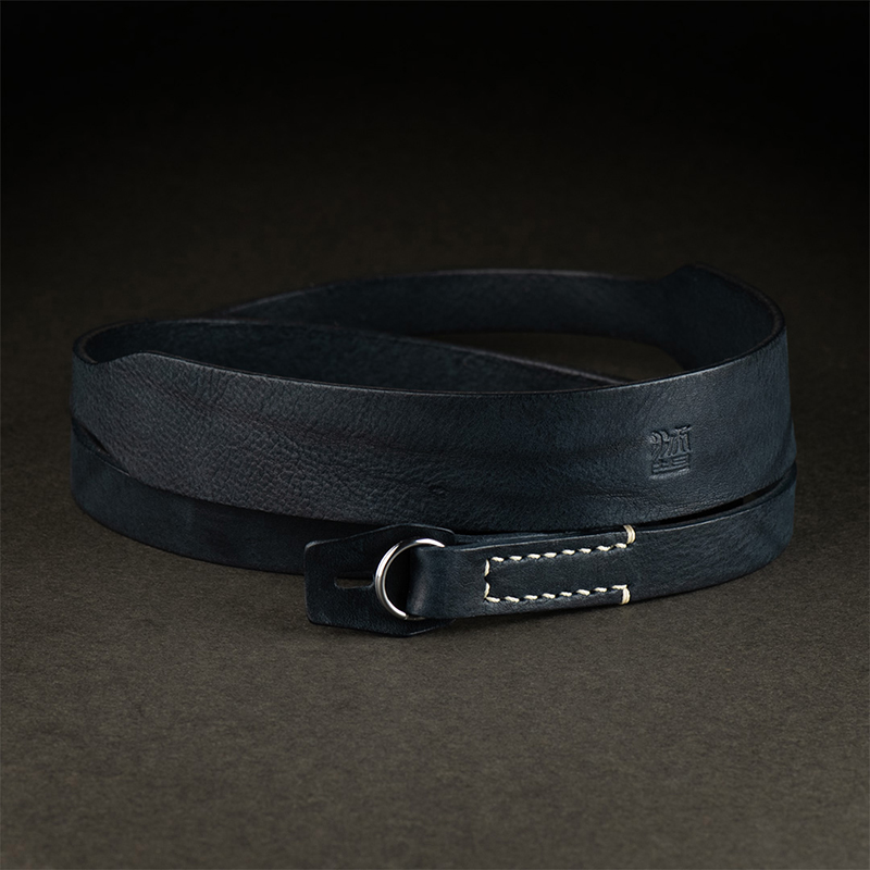 ミッドナイトブルー