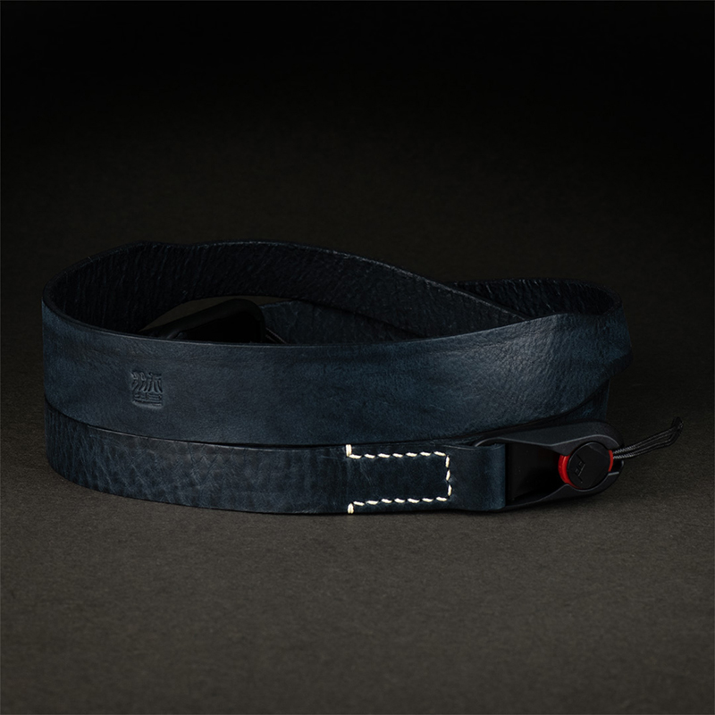 ミッドナイトブルー