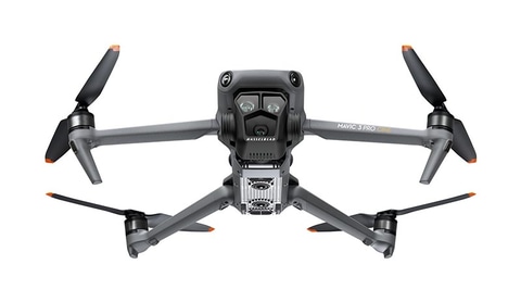 DJI Mavic3  Hasselbladカメラ搭載ドローン 239,000円 Amazon.com: DJI Mavic 3, Drone with 4/3 CMOS Hasselblad