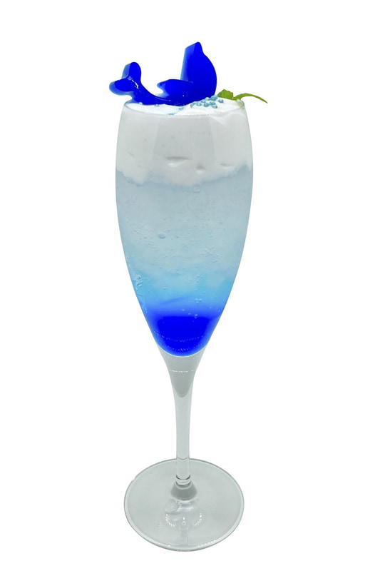 バンドウイルカのスカイブルーソーダ<br>価格：750円