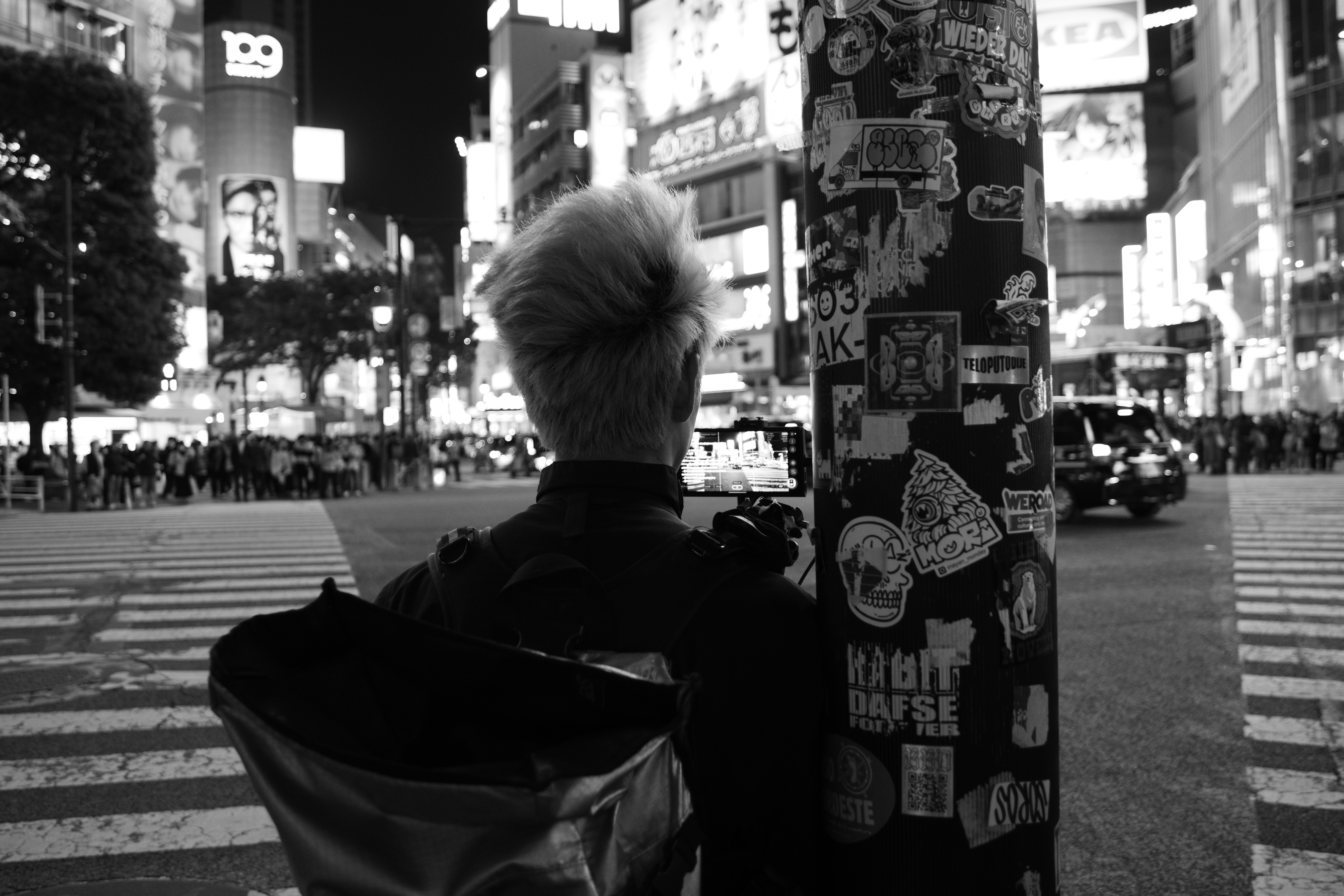 K-3 Mark III Monochrome／HD PENTAX-DA 20-40mmF2.8-4ED Limited DC WR／20mm（30mm相当）／絞り優先AE（1/200秒・F2.8・-0.7EV）／ISO 3200／カスタムイメージ：スタンダード