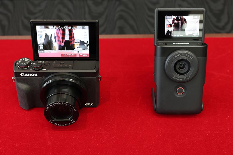 左が「PowerShot G7 X Mark III」