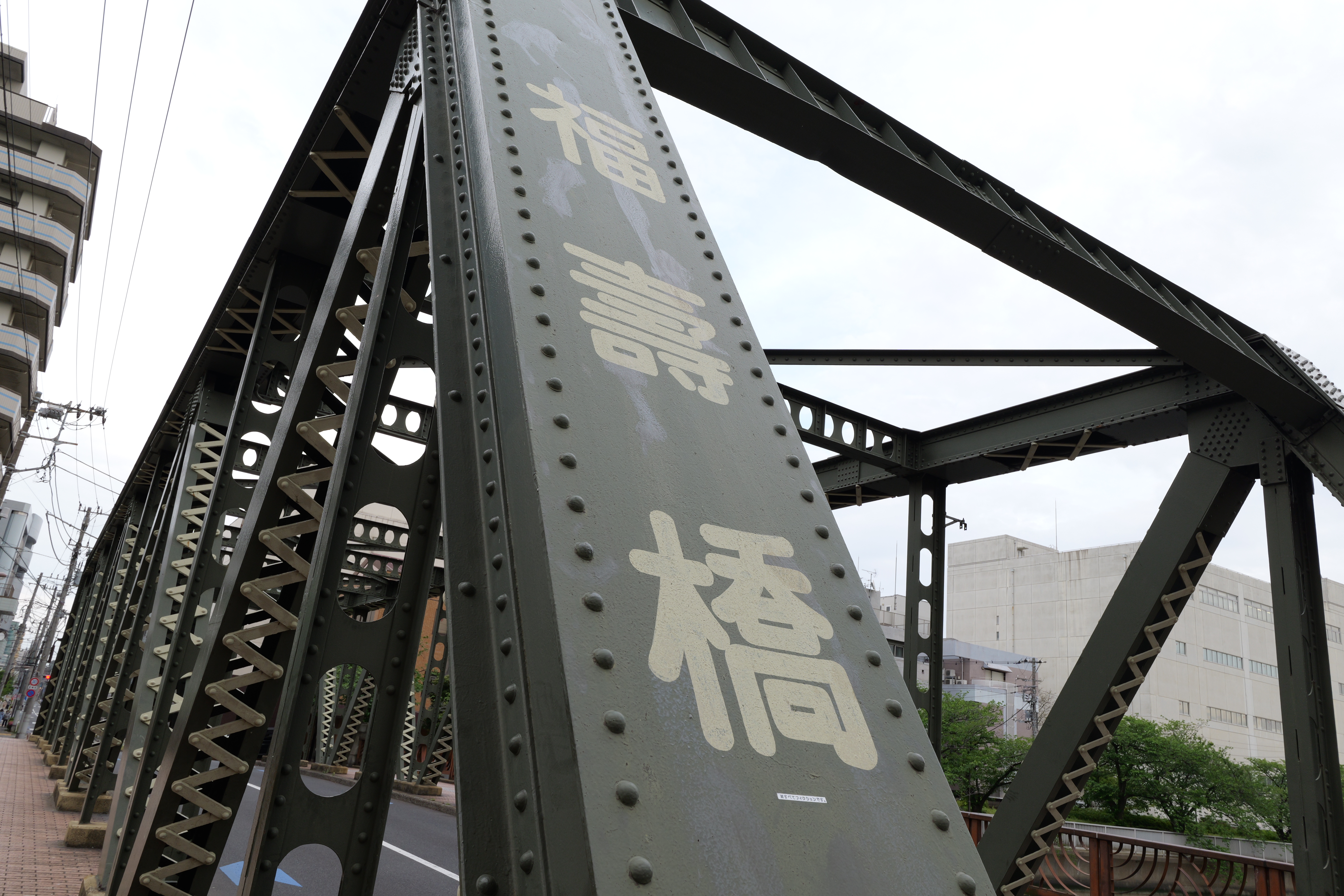 LUMIX S5II／LUMIX S 14-28mm F4-5.6 MACRO／26mm／絞り優先AE（1/60秒、F11、-0.15EV）／ISO 400