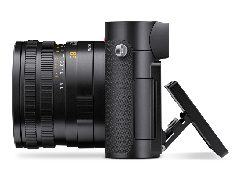 背面モニターがチルト式になった