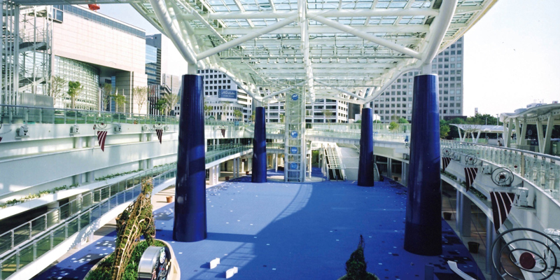 オアシス21 銀河の広場