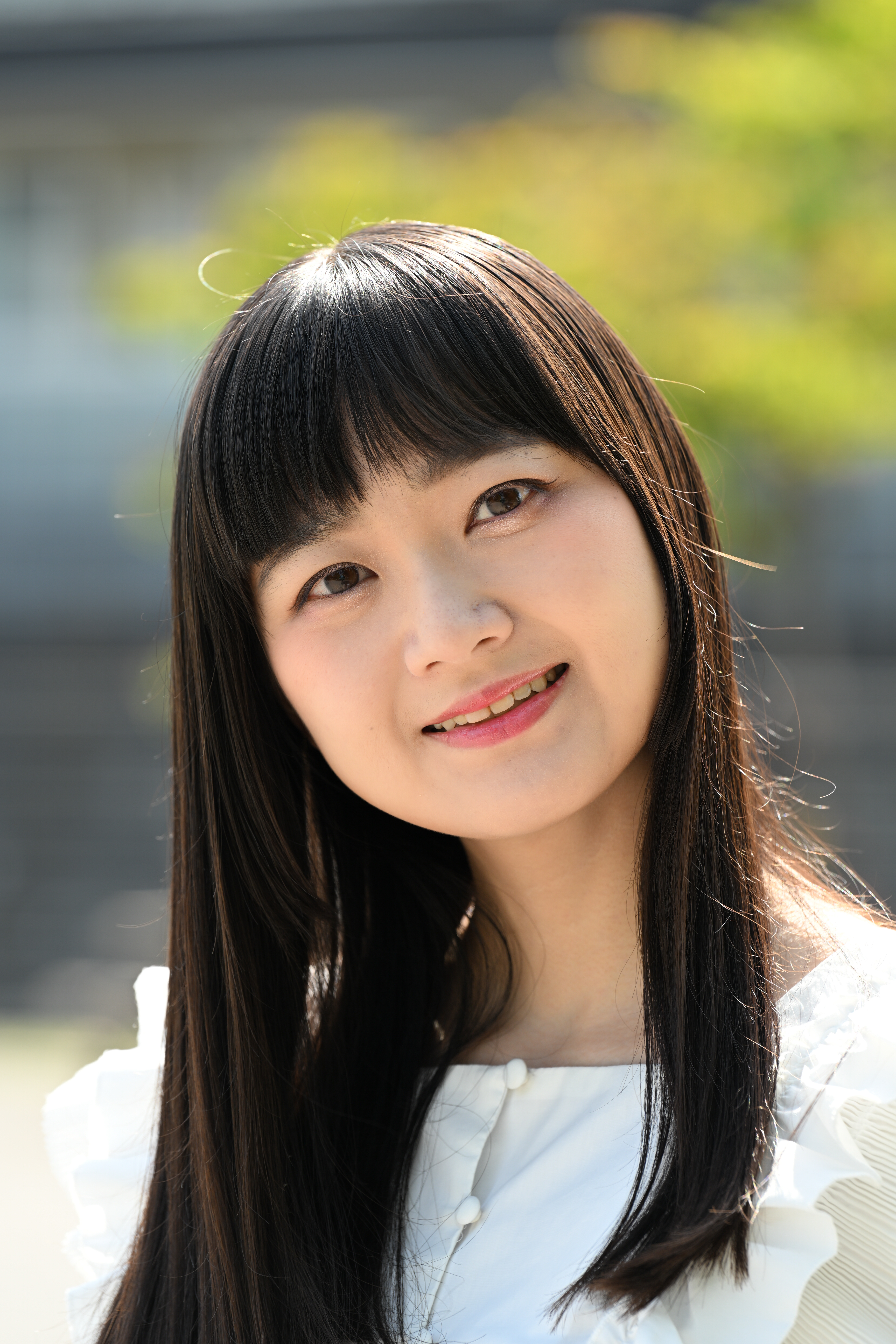 「しない」からわずかに頬のあたりが滑らかになっている