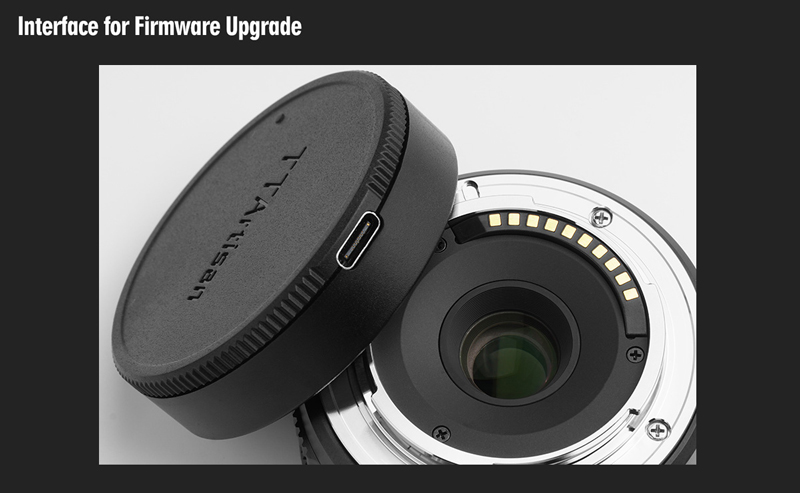 リアキャップにUSB端子を備えている