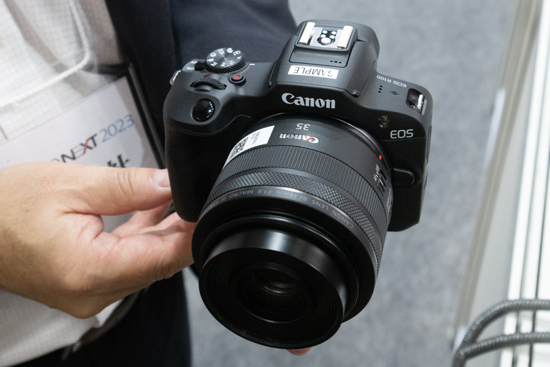 EOS R100もあった