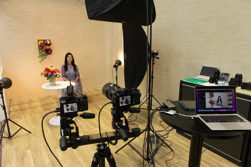 ブース内にはポートレートの撮影結果を確認できるスペースも