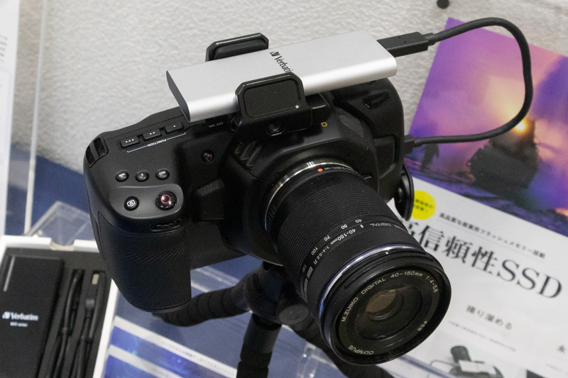 シネマカメラで直接記録する使い方を提案していた