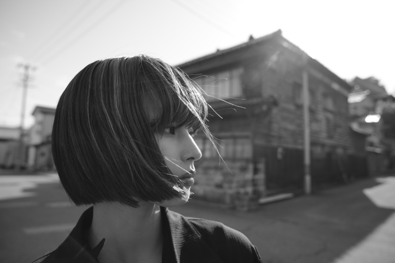 白ばら付近の町並み。ソニーα1 / FE 24-70mm F2.8 GM / 絞り優先AE（F4.0・1/2,500秒・-0.7EV）/ ISO 400