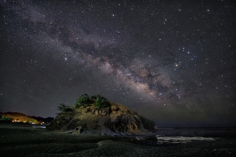 <span class="fnt-85">α7R Ⅴ／14mm／マニュアル露出（F1.4、10秒）／ISO 3200／WB：オート</span>